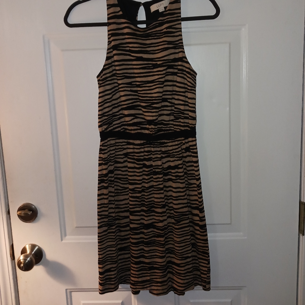 Loft Black and brown stripes. Size XS